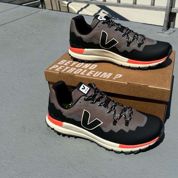 NEW! VEJA FITZ ROY SHELL TOE HYBRID TRAIL RUNNERS MENS SHOES TRAVEL SNEAKERS - Picture 6 of 8